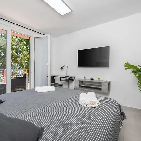 Apartmán Luxury Seaview By Interhome